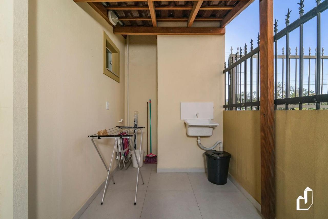 Casa Terrea Com 02 Dormitorios Бомбіняс Екстер'єр фото